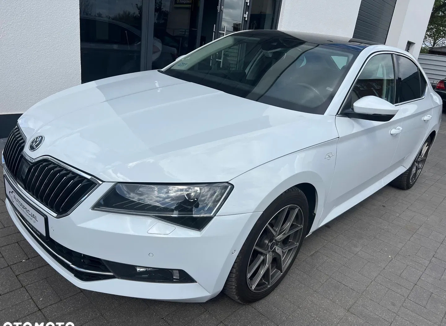 skoda dukla Skoda Superb cena 84900 przebieg: 145798, rok produkcji 2016 z Dukla